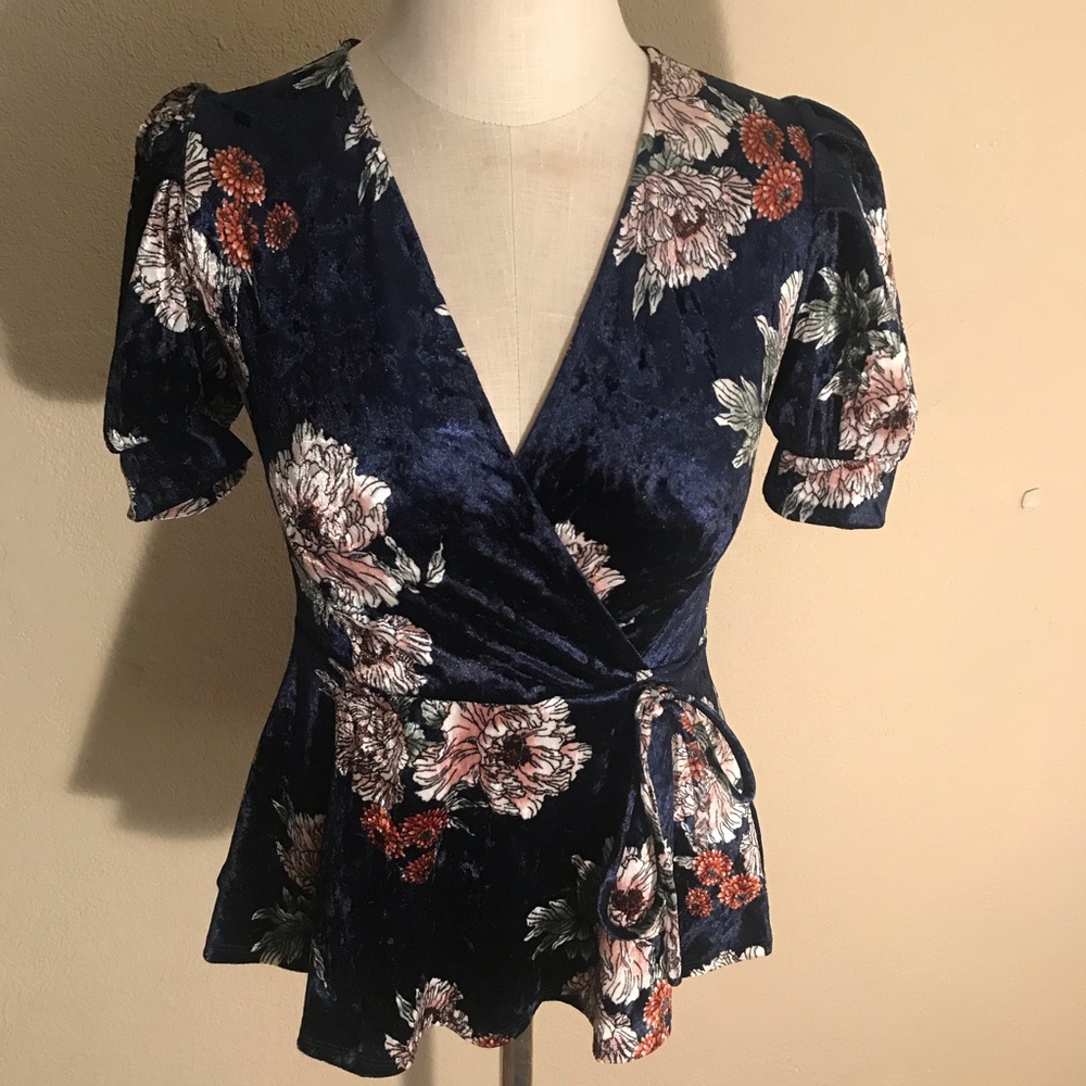 Monteau Velour Floral Tie Waist Blouse Top Medium